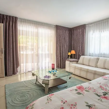 Provençale Proche De La * Saint-Raphaël