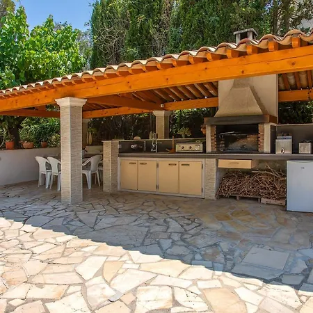 Provençale Proche De La Villa Saint-Raphaël