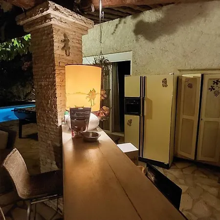 Provençale Proche De La Villa *