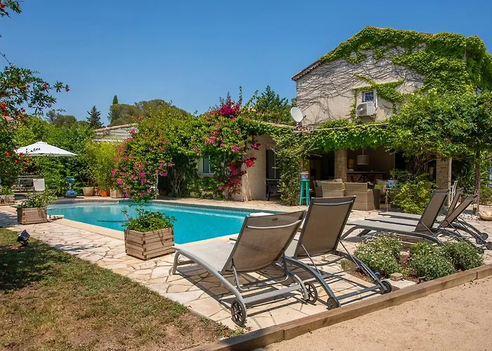 Provencale Proche De La Vila *