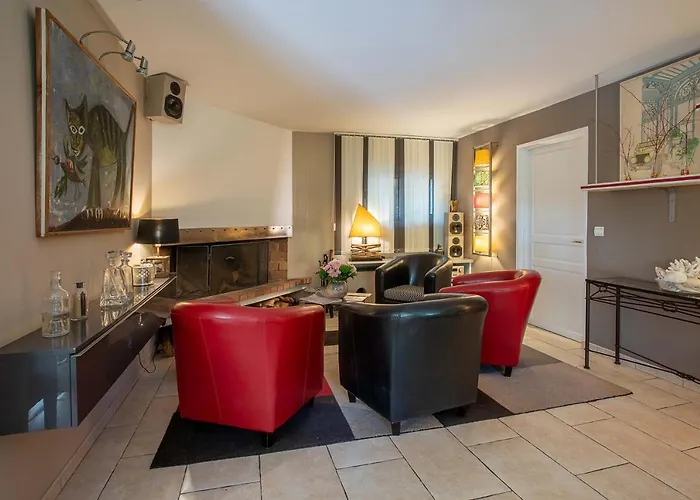 Vila Provencale Proche De La *